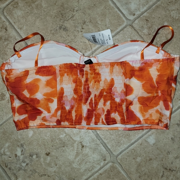 Floral Cropped TankTop - Picture 2 of 4